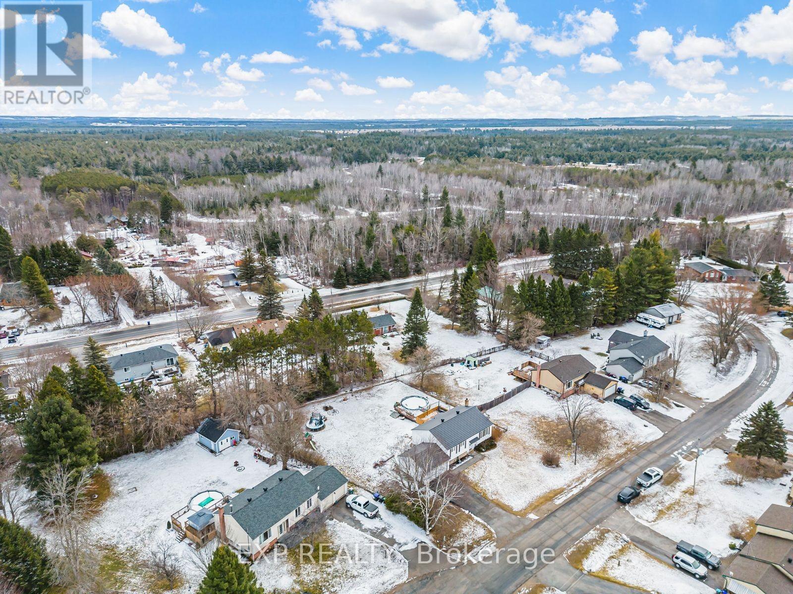 18 Princess Drive, Adjala-Tosorontio, Ontario  L0M 1M0 - Photo 44 - N12120083