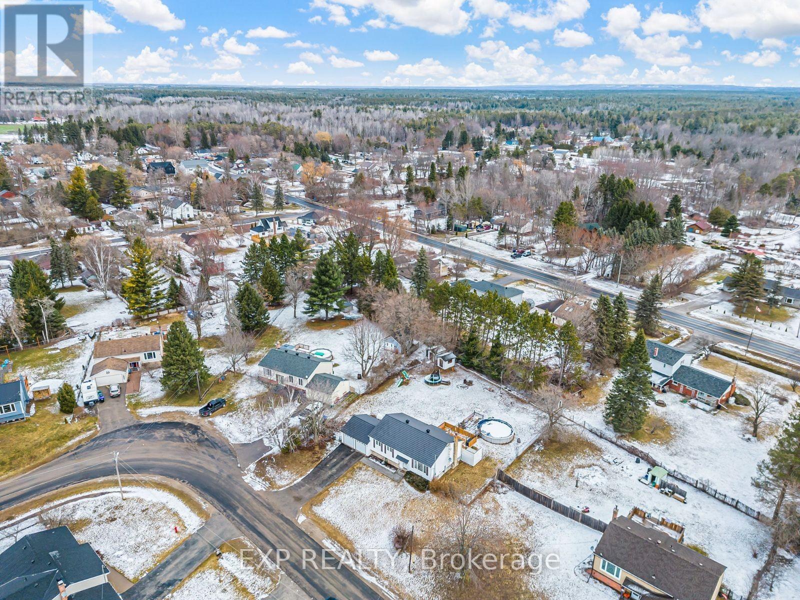 18 Princess Drive, Adjala-Tosorontio, Ontario  L0M 1M0 - Photo 45 - N12120083