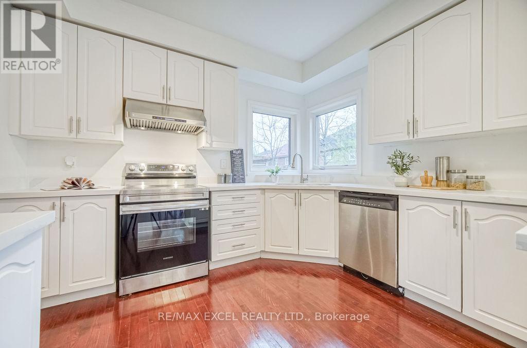 316 Williamson Road, Markham, Ontario  L6E 2A7 - Photo 12 - N12120121