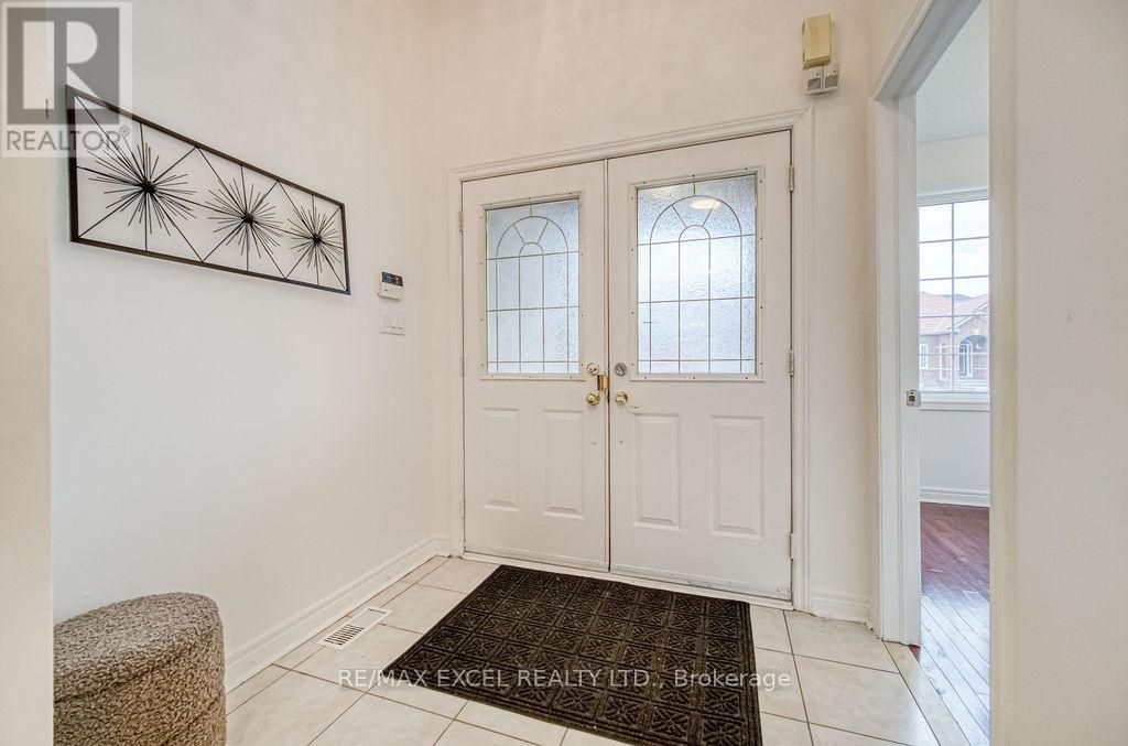 316 Williamson Road, Markham, Ontario  L6E 2A7 - Photo 4 - N12120121