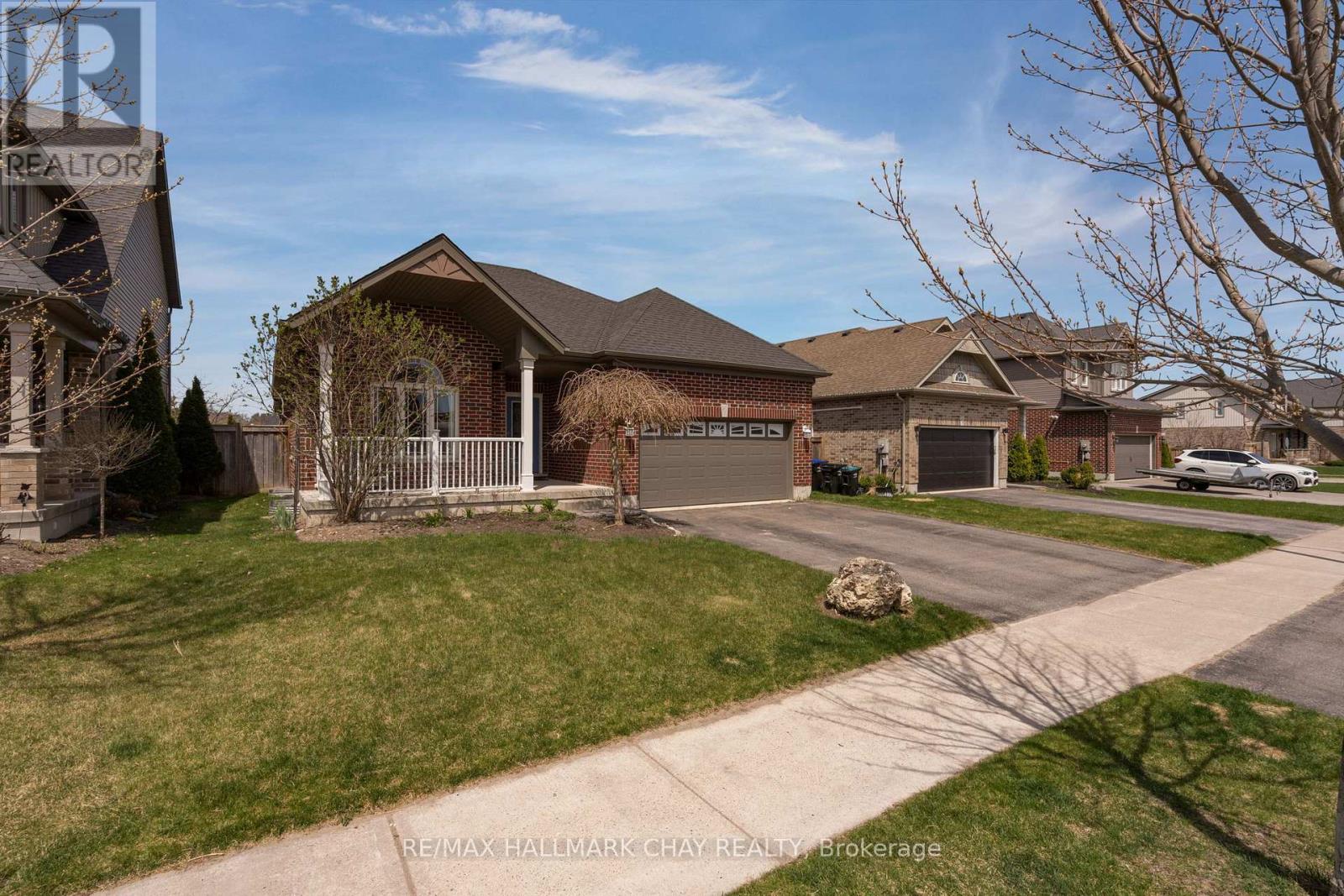 Property at 60 BROWNLEY LANE image 2