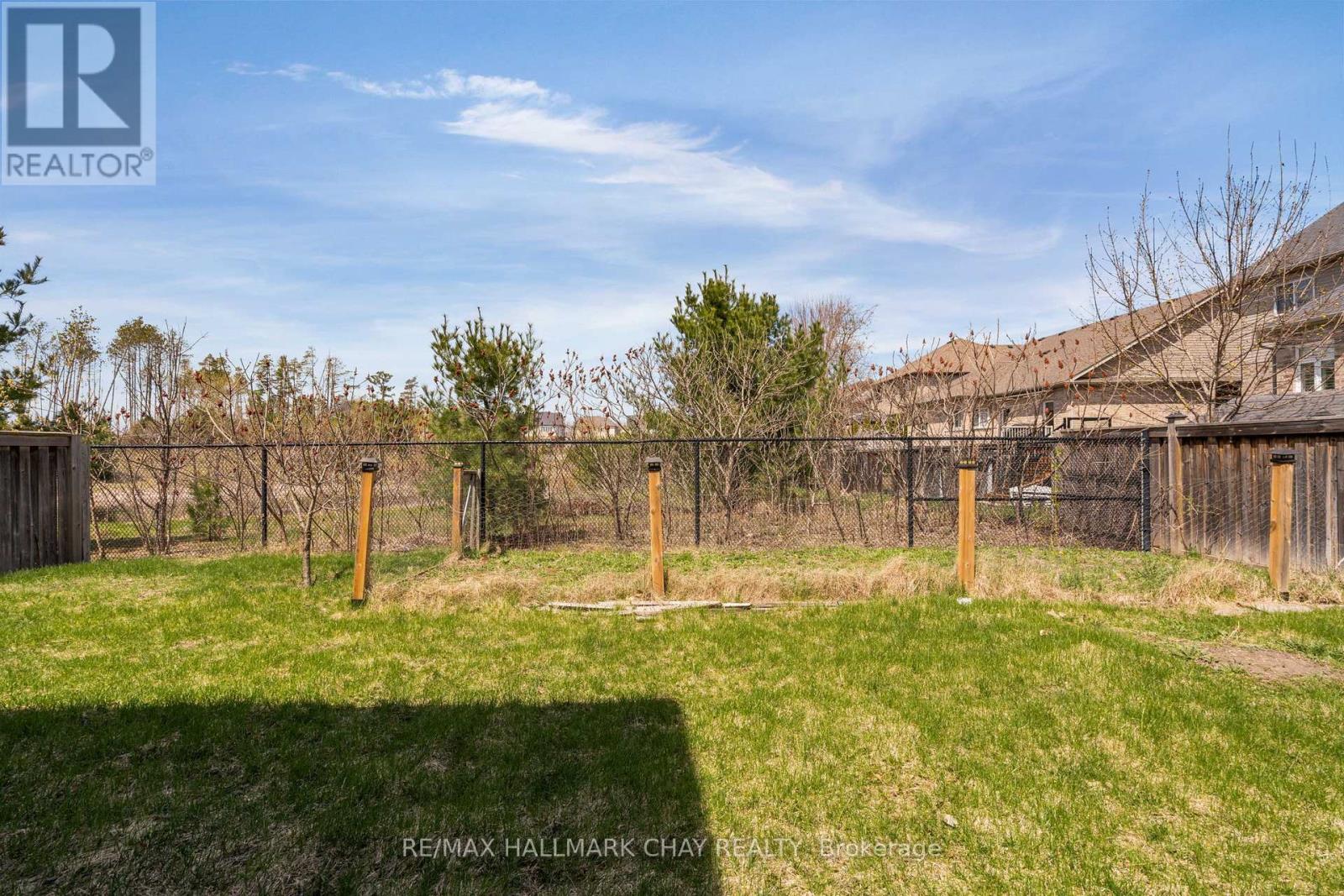 60 Brownley Lane, Essa (Angus), Ontario  L3W 0P9 - Photo 28 - N12120159