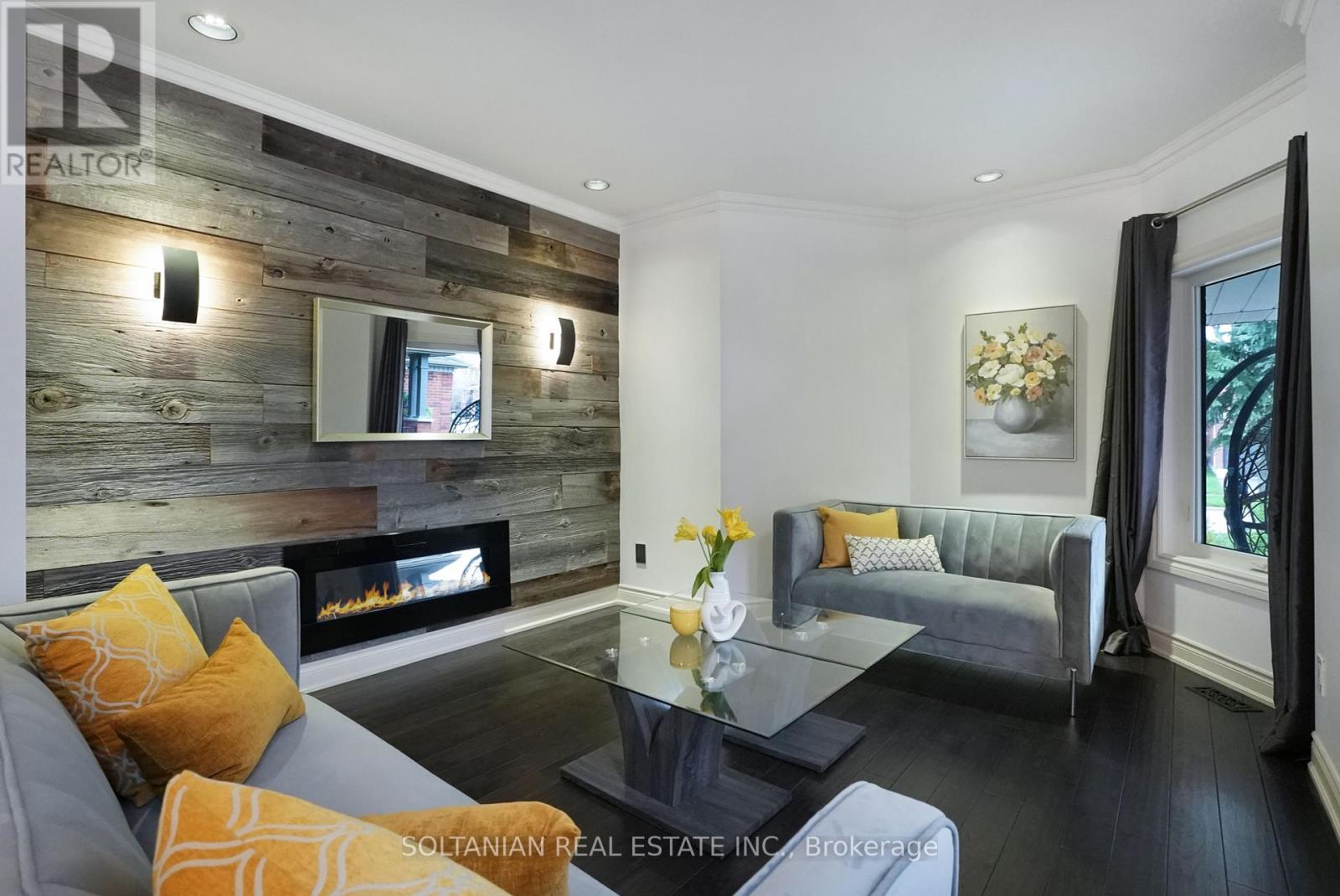 Property at 157 BOTHWELL CRESCENT image 2