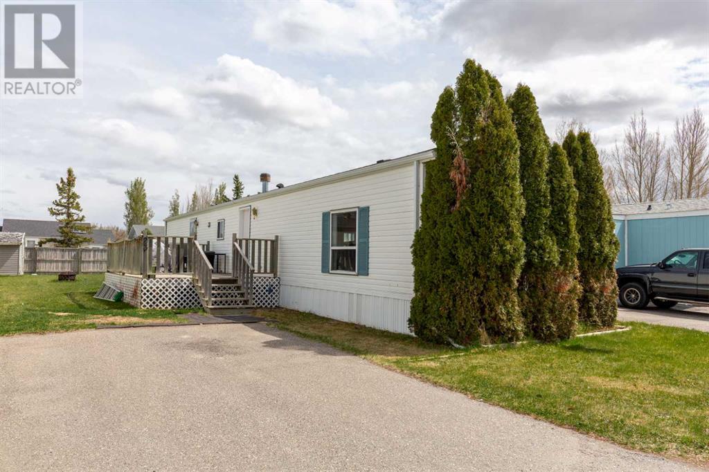 23, 1712 23 Street, Coaldale, Alberta  T1M 1P9 - Photo 1 - A2216565