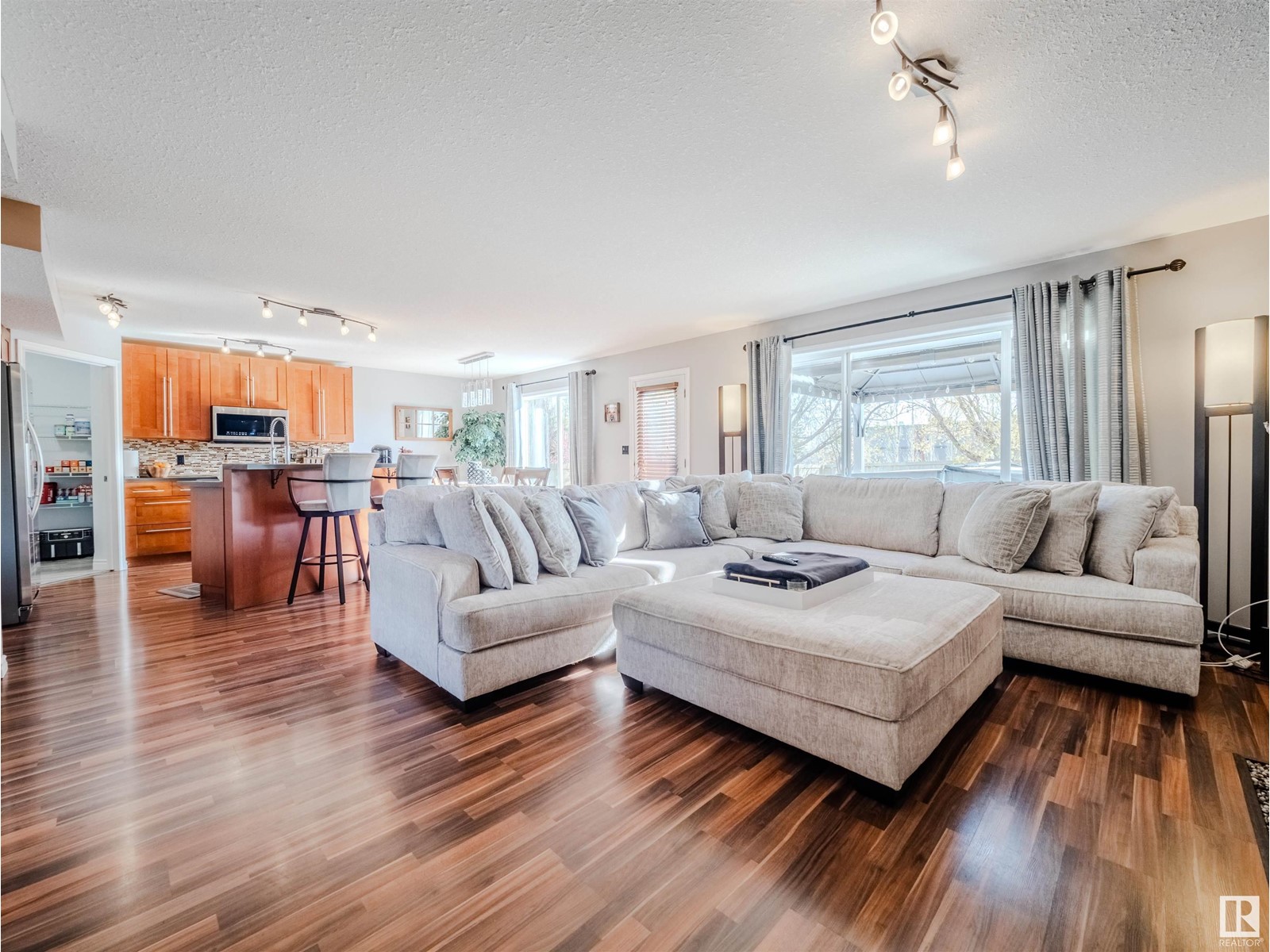 118 Ridgepoint Wy, Sherwood Park, Alberta  T8A 6B3 - Photo 3 - E4434071