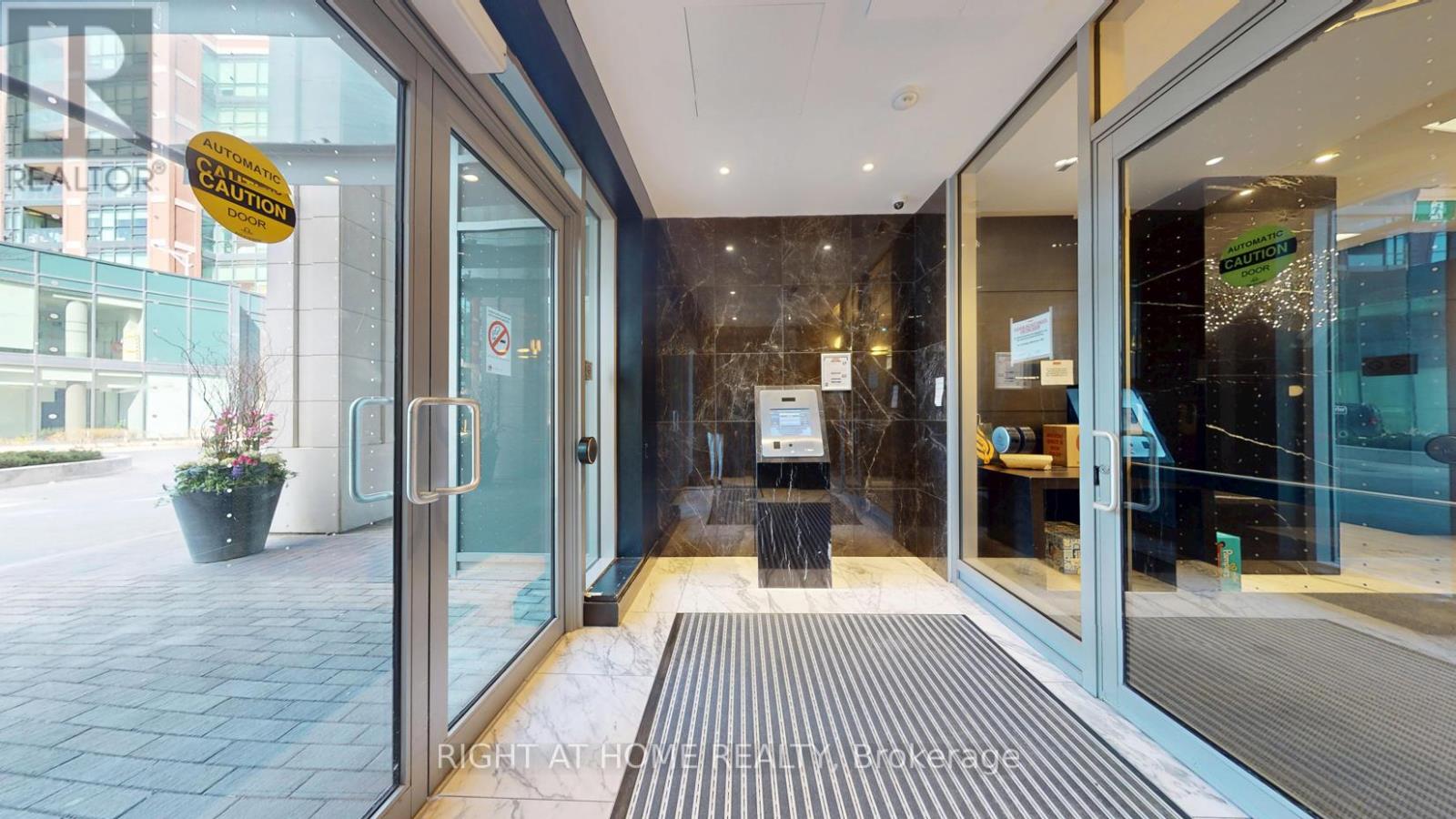 541 - 31 Tippet Road, Toronto, Ontario  M3H 0C8 - Photo 12 - C12018746