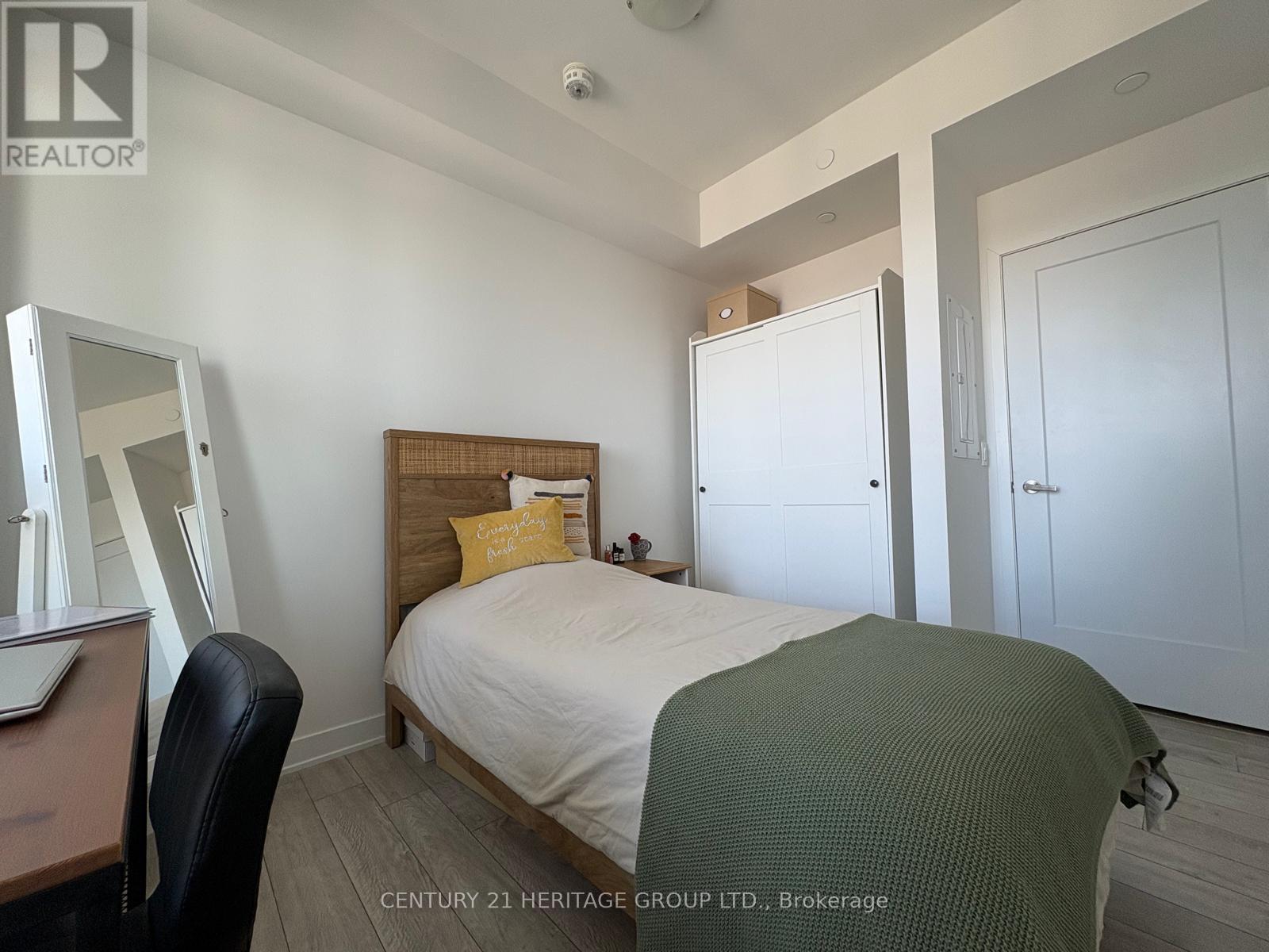 2903 - 195 Redpath Avenue, Toronto, Ontario  M4P 0E4 - Photo 9 - C12119649
