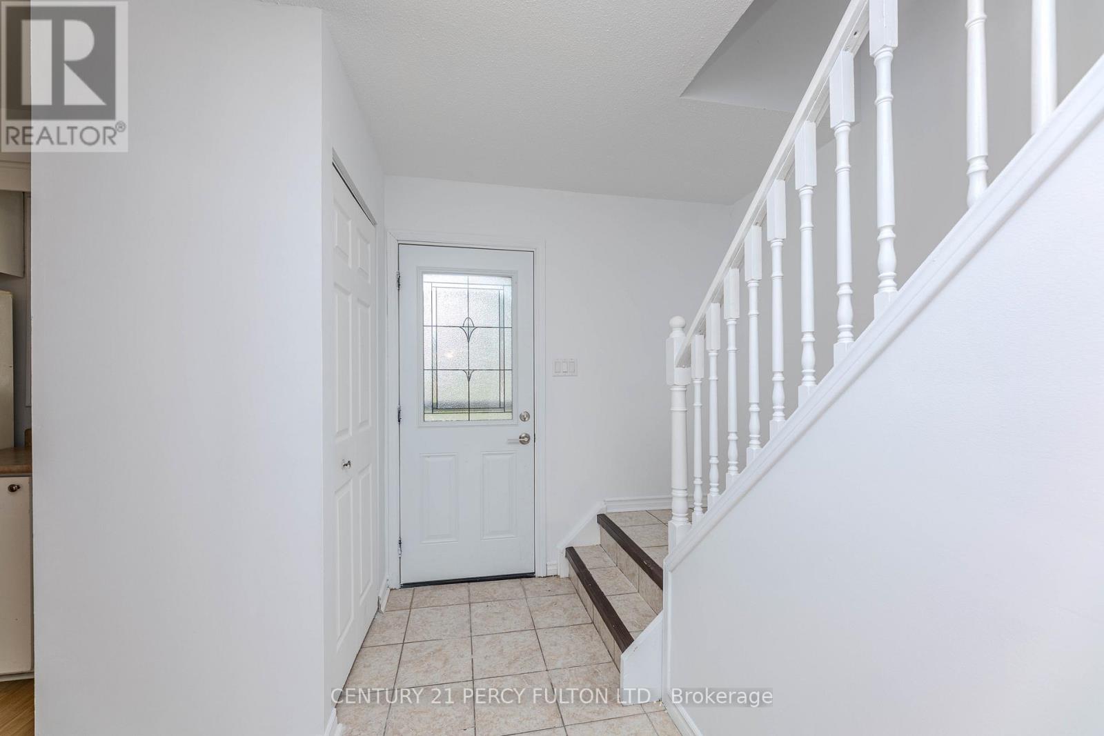 21 Trawley Crescent, Ajax, Ontario  L1S 5Y7 - Photo 5 - E12119727