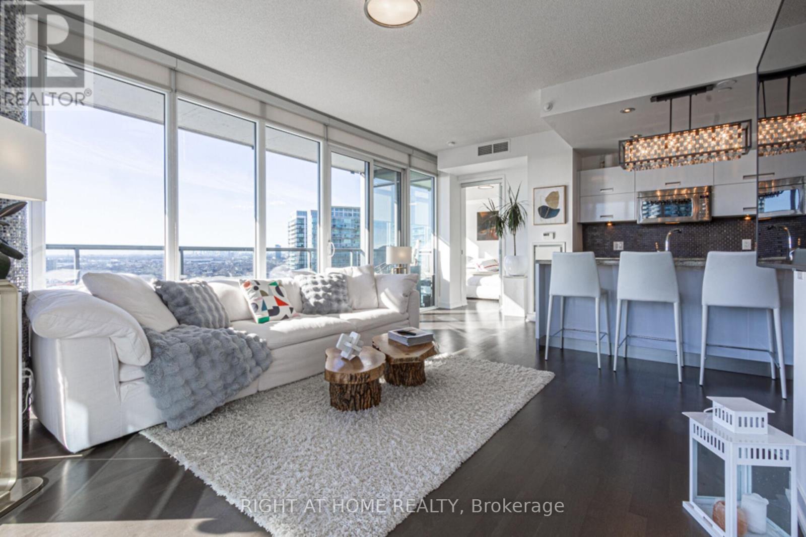 Property at 2605 - 88 PARK LAWN ROAD image 5