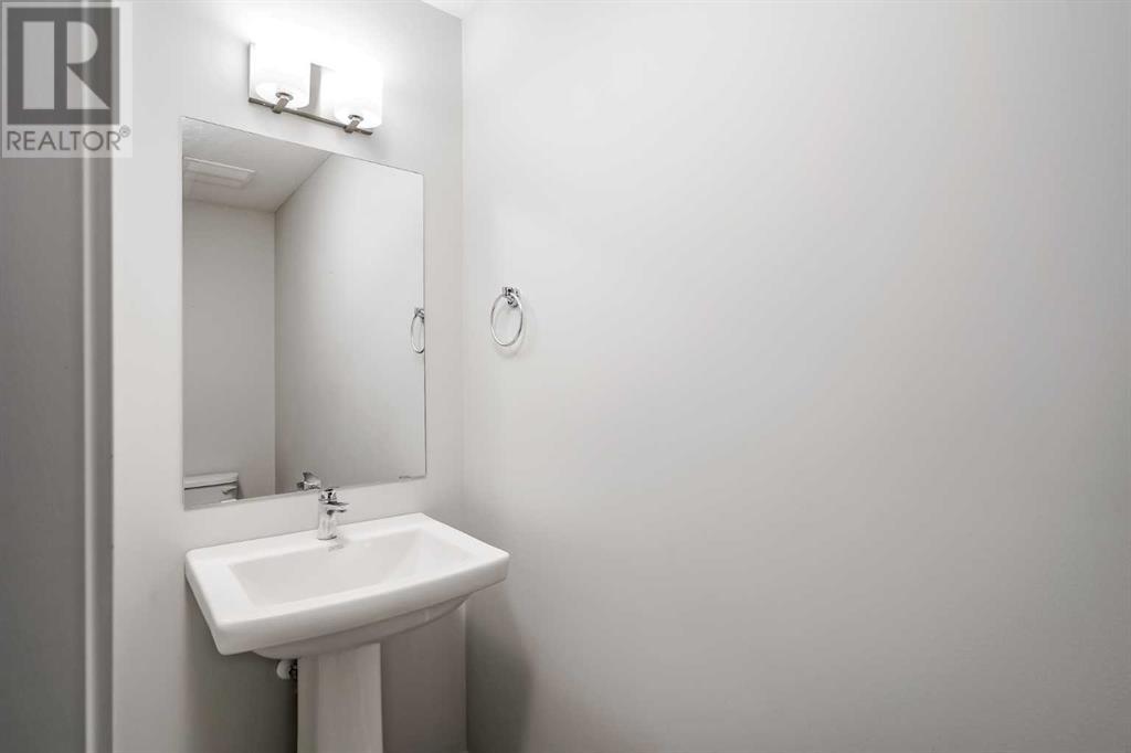 495 Canals Crossing Sw, Airdrie, Alberta  T4B 4L3 - Photo 8 - A2216564