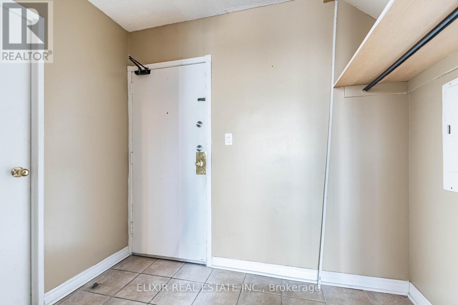 Property at 336 - 3025 THE CREDIT WOODLANDS DRIVE image 5
