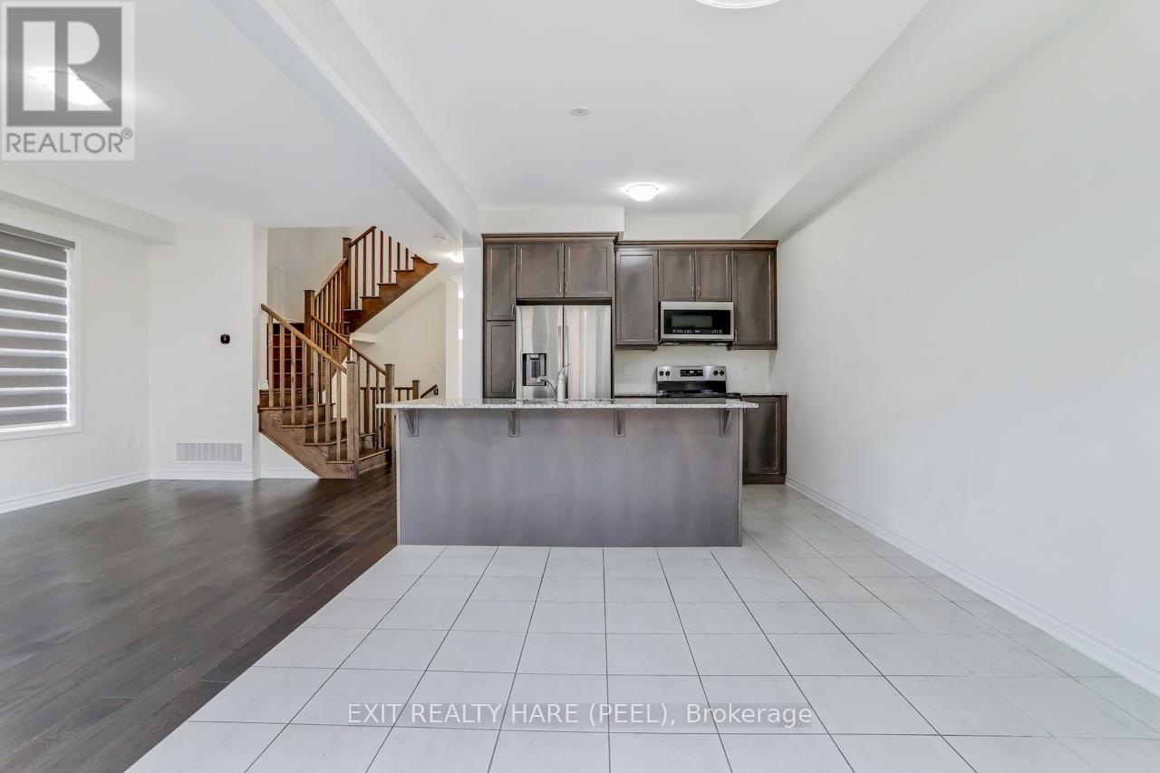 40 Speckled Alder Street, Caledon, Ontario  L7C 3H1 - Photo 12 - W12120170