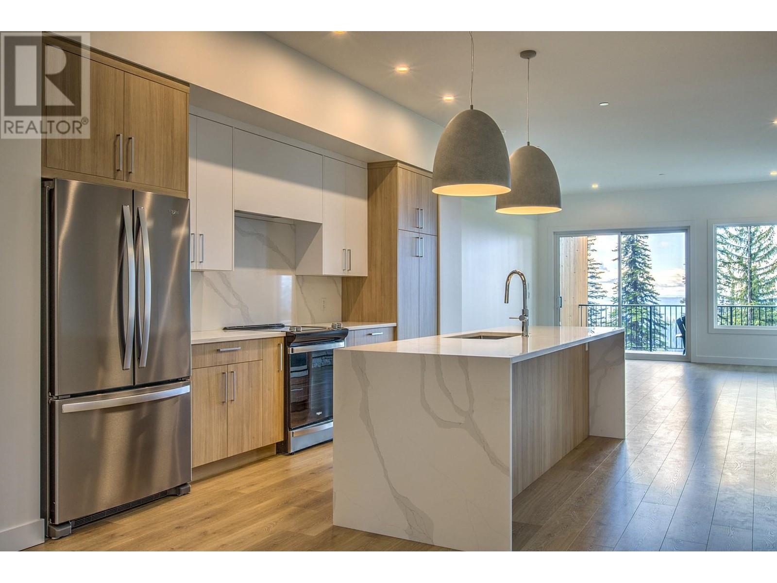 9893 Cathedral Drive, Silver Star, British Columbia  V1B 3M1 - Photo 22 - 10345891