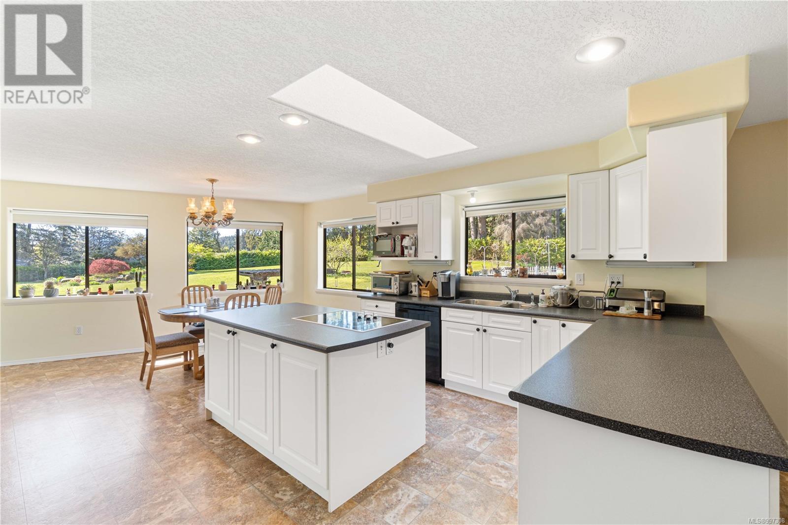 Property at 2369 South Wellington Rd image 4