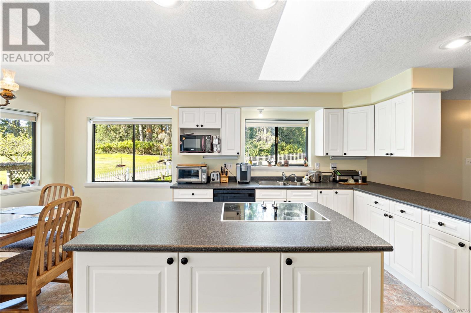 Property at 2369 South Wellington Rd image 5