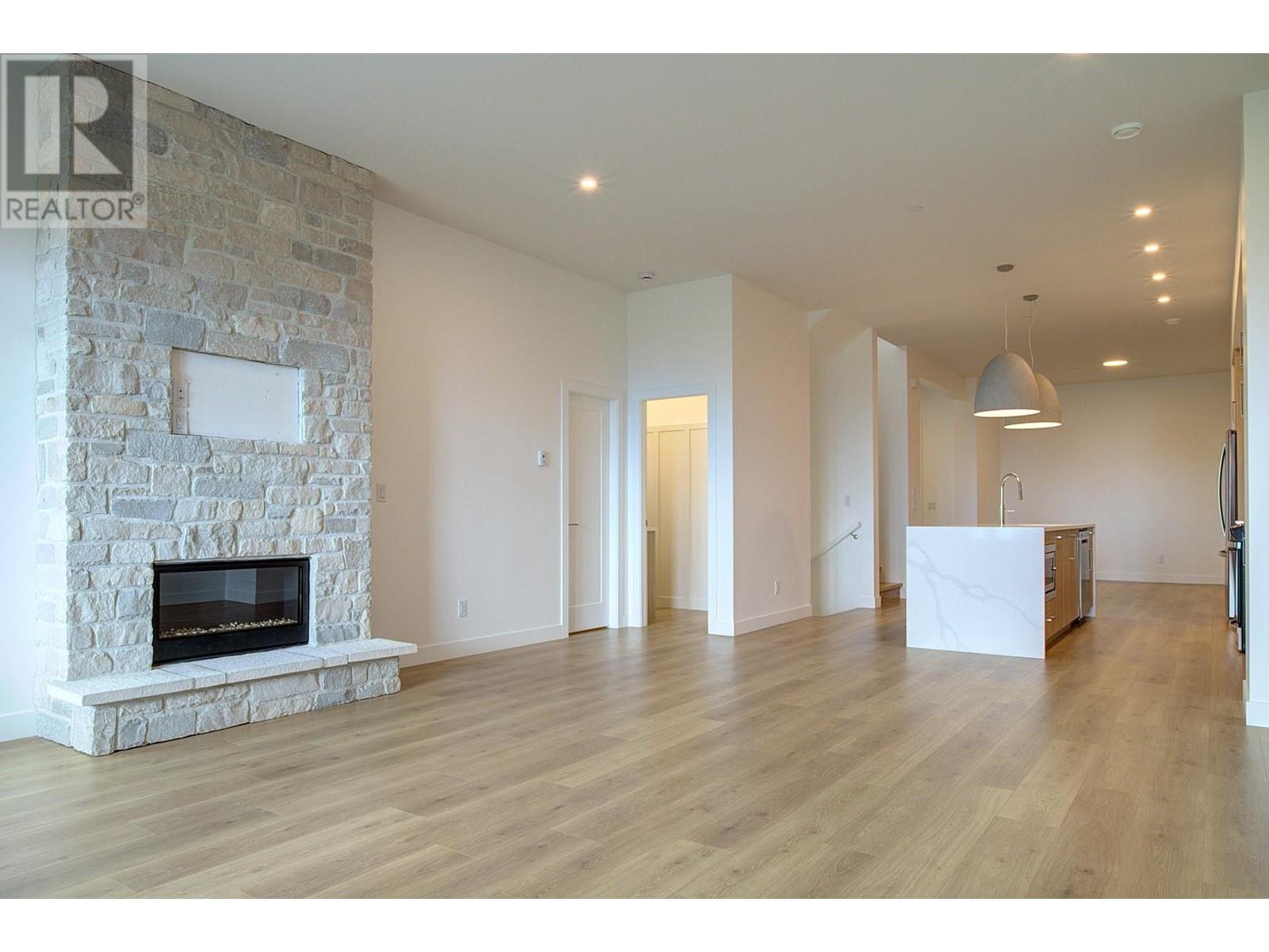 9893 Cathedral Drive, Silver Star, British Columbia  V1B 3M1 - Photo 27 - 10345891