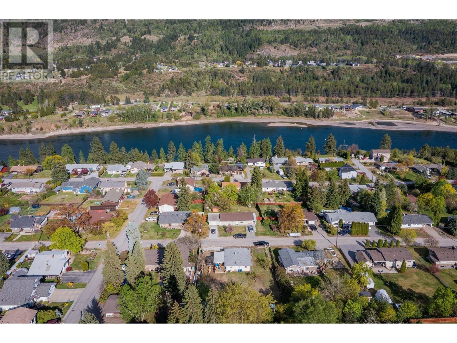 Property at 3404 4th Avenue image 3