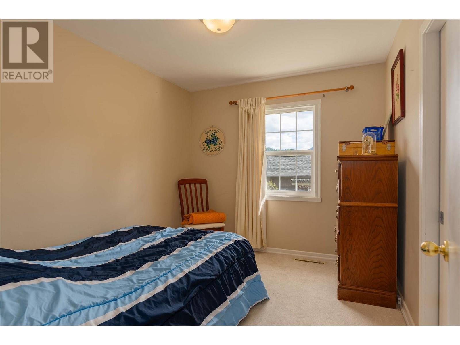 3404 4th Avenue, Castlegar, British Columbia  V1N 2T3 - Photo 29 - 10346039