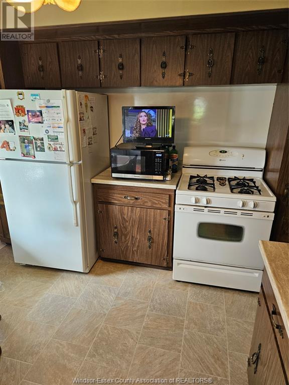 2450 Lesperance, Tecumseh, Ontario  N8N 2W5 - Photo 10 - 25010982