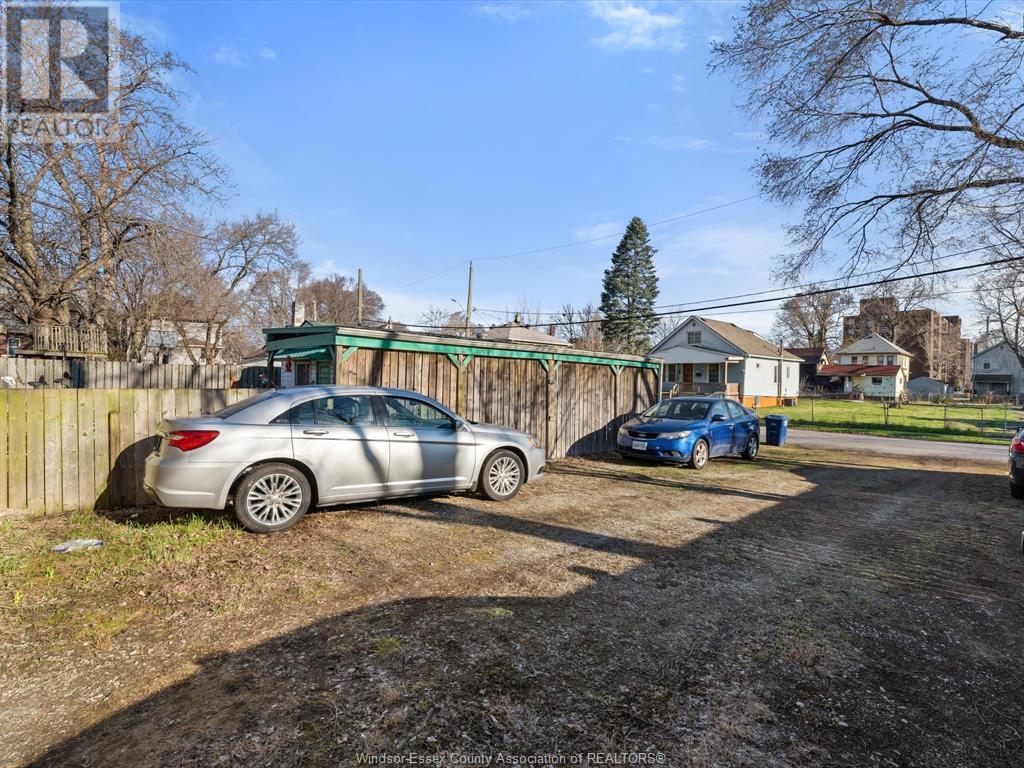 552 Tournier Street, Windsor, Ontario  N9C 3H2 - Photo 27 - 25010976
