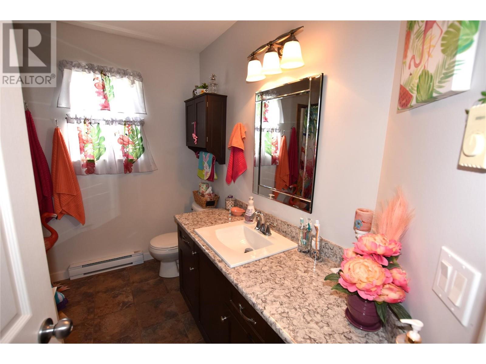 672 Cougar Street, Vernon, British Columbia  V1H 2A1 - Photo 17 - 10346074