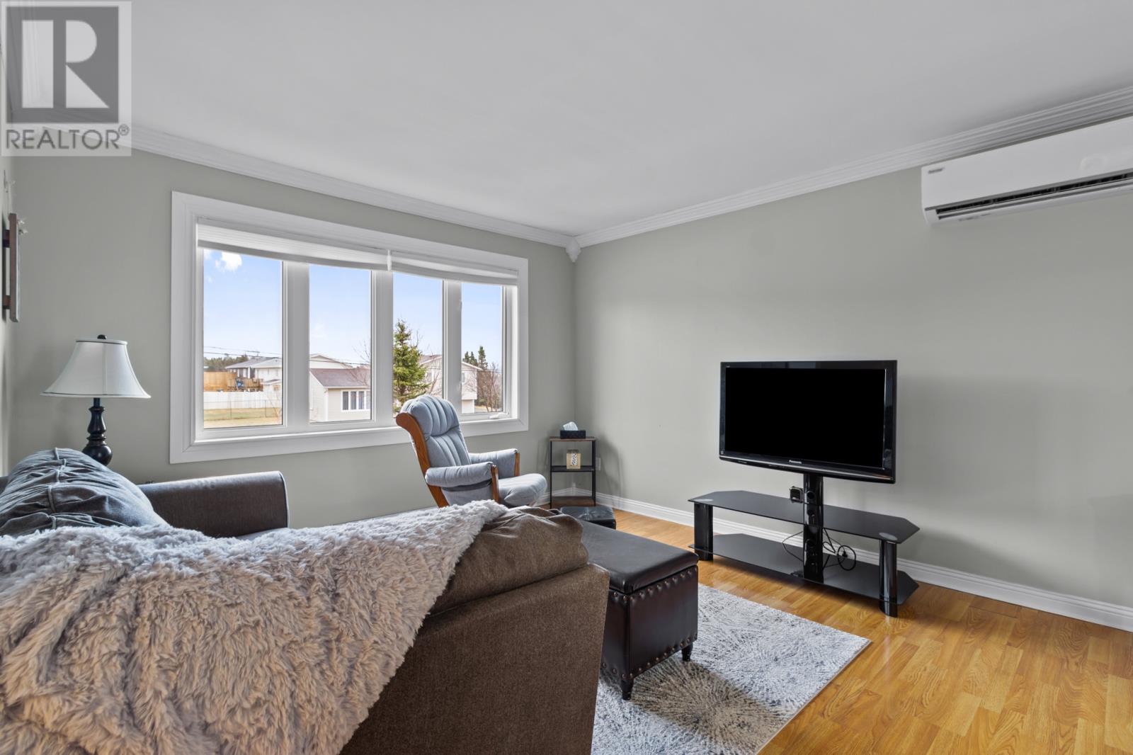 Property at 60 Petawa Park image 3
