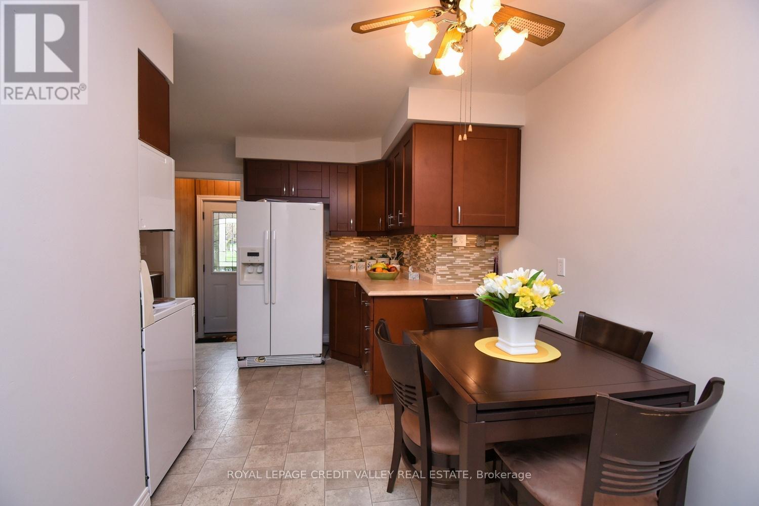 73 Cheltonwood Avenue, Guelph, Ontario  N1E 4E4 - Photo 10 - X12120013