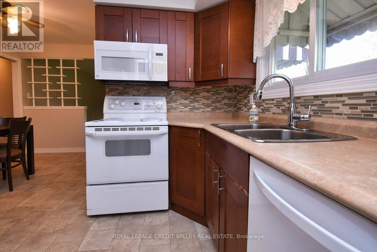 73 Cheltonwood Avenue, Guelph, Ontario  N1E 4E4 - Photo 12 - X12120013