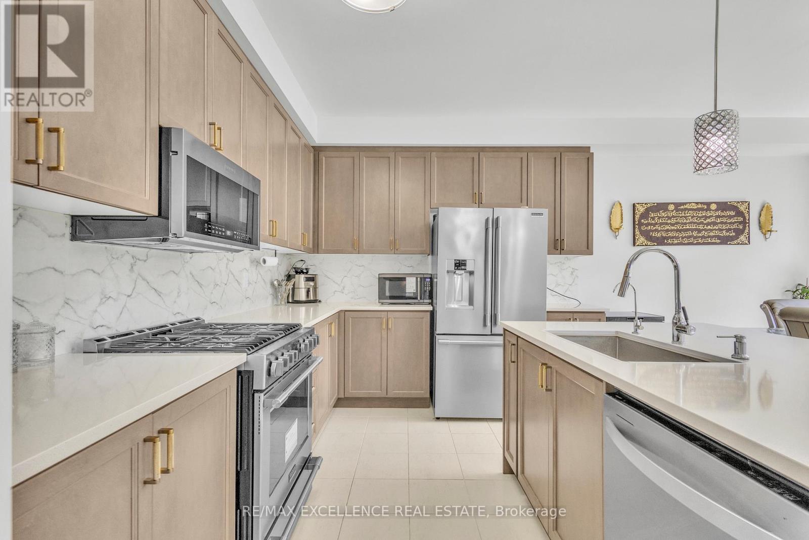 956 Sobeski Avenue, Woodstock, Ontario  N4T 0N8 - Photo 19 - X12120018