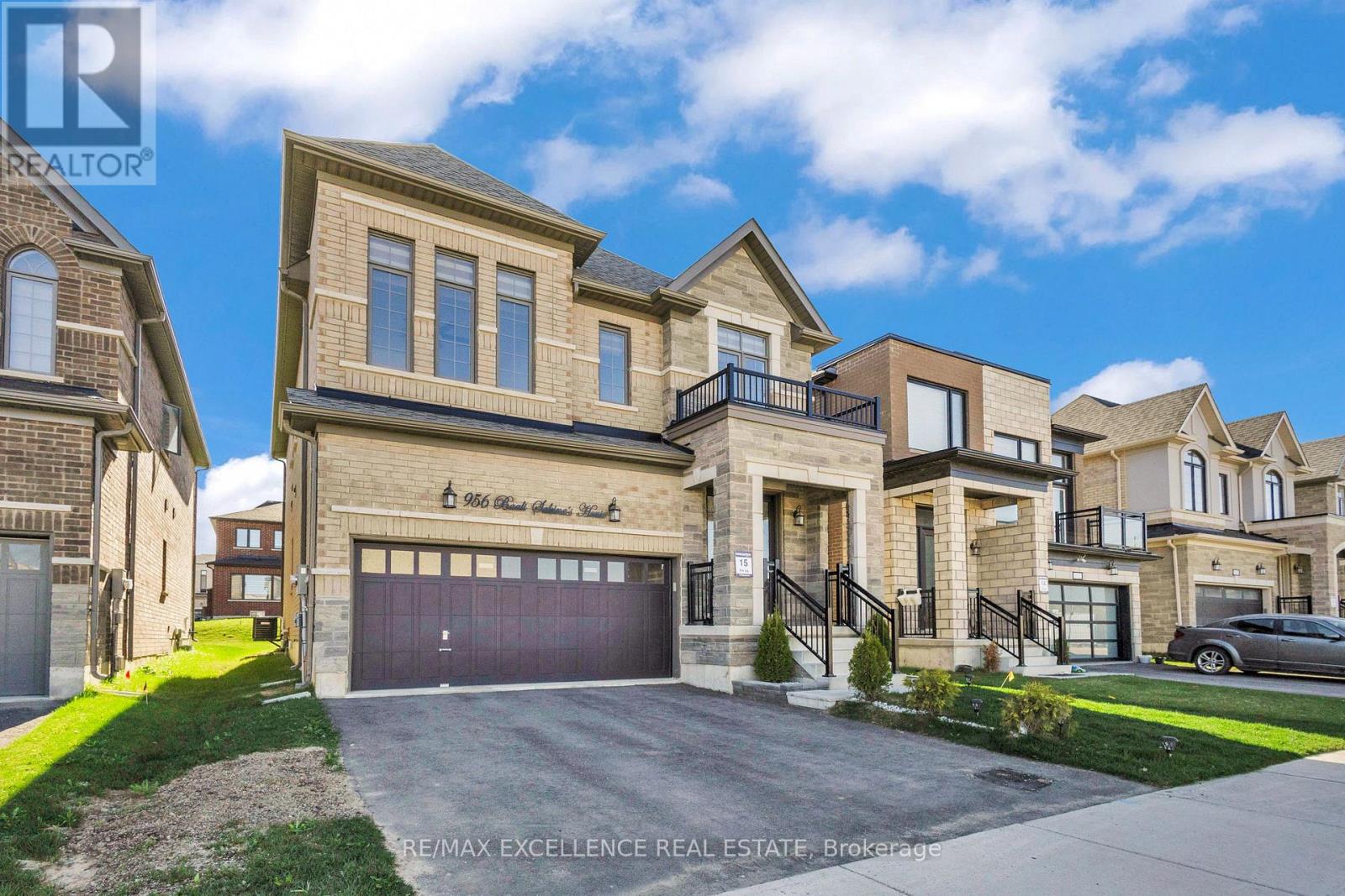Property at 956 SOBESKI AVENUE image 2