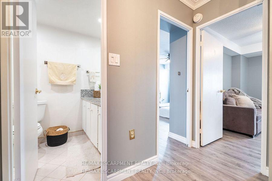 1206 - 500 Green Road, Hamilton, Ontario  L8E 3M6 - Photo 19 - X12120094