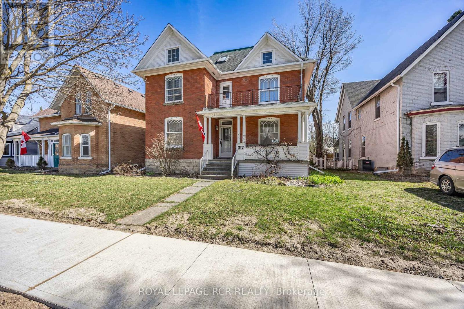 Property at 317 MAIN STREET E image 1
