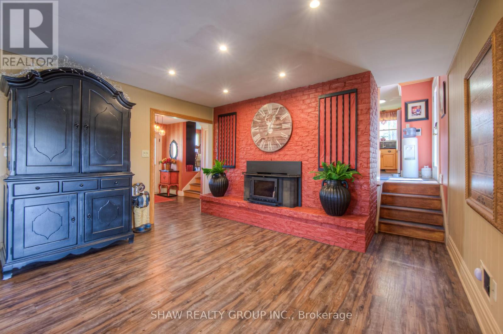 7 Squire Court, Waterloo, Ontario  N2J 4G8 - Photo 7 - X12120160