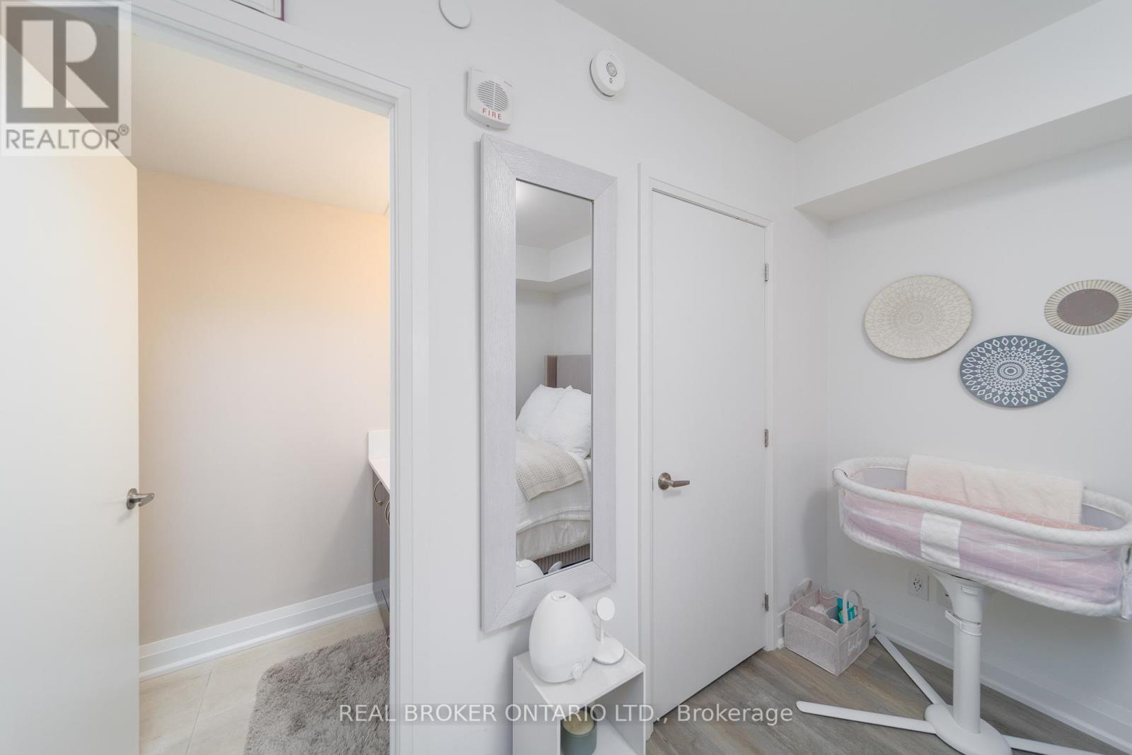 619 - 58 Lakeside Terrace, Barrie, Ontario  L4M 0L5 - Photo 11 - S12103666