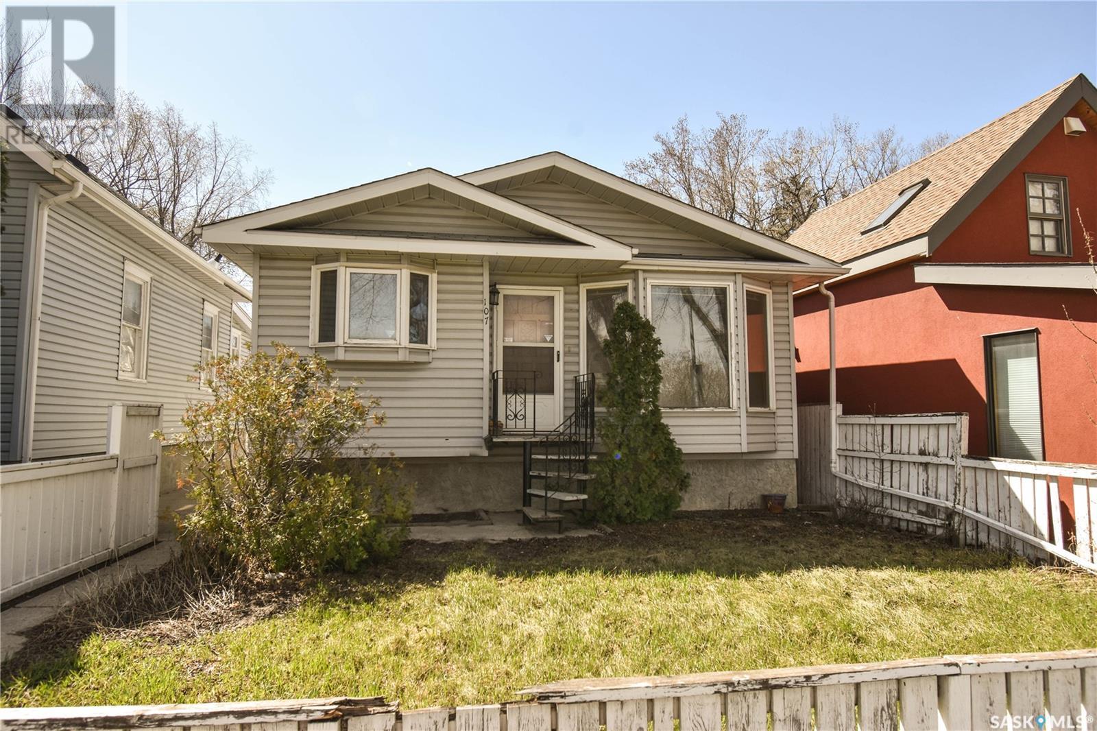 Property at 107 8th STREET W image 1