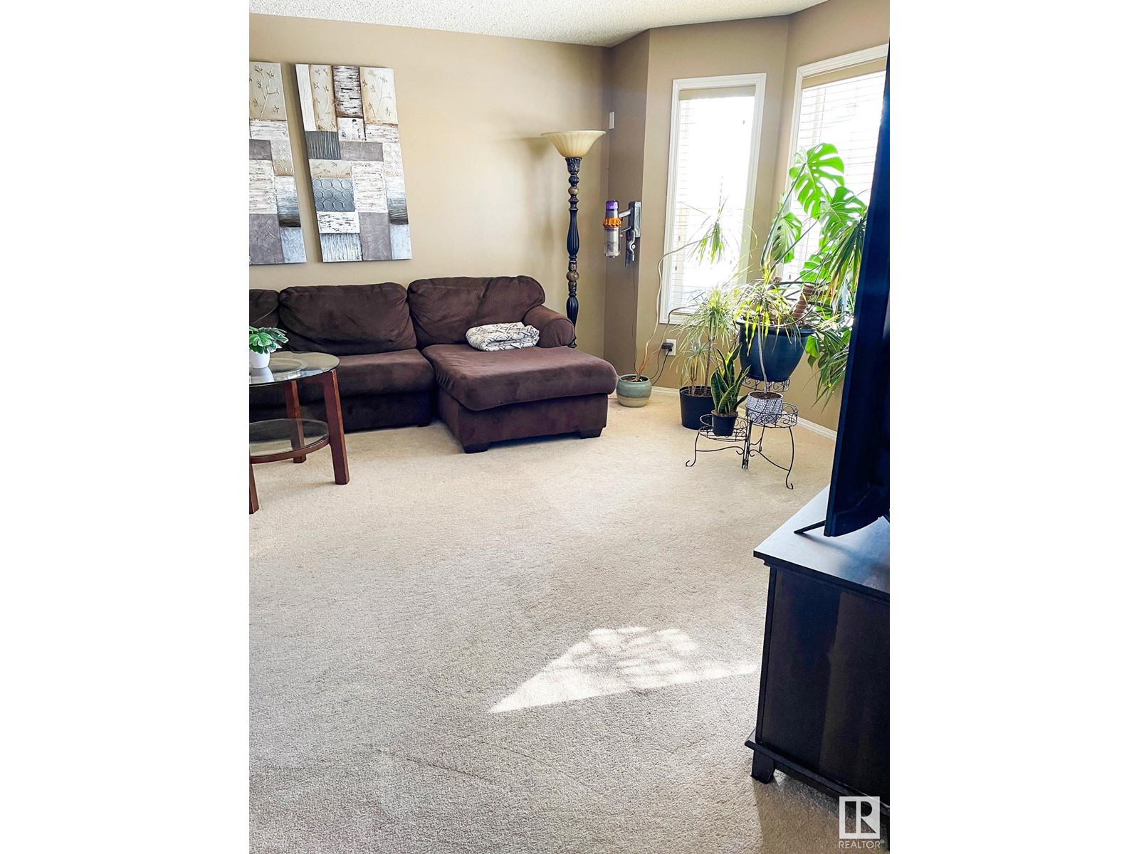 339 Brintnell Bv Nw, Edmonton, Alberta  T5Y 3J8 - Photo 4 - E4434079