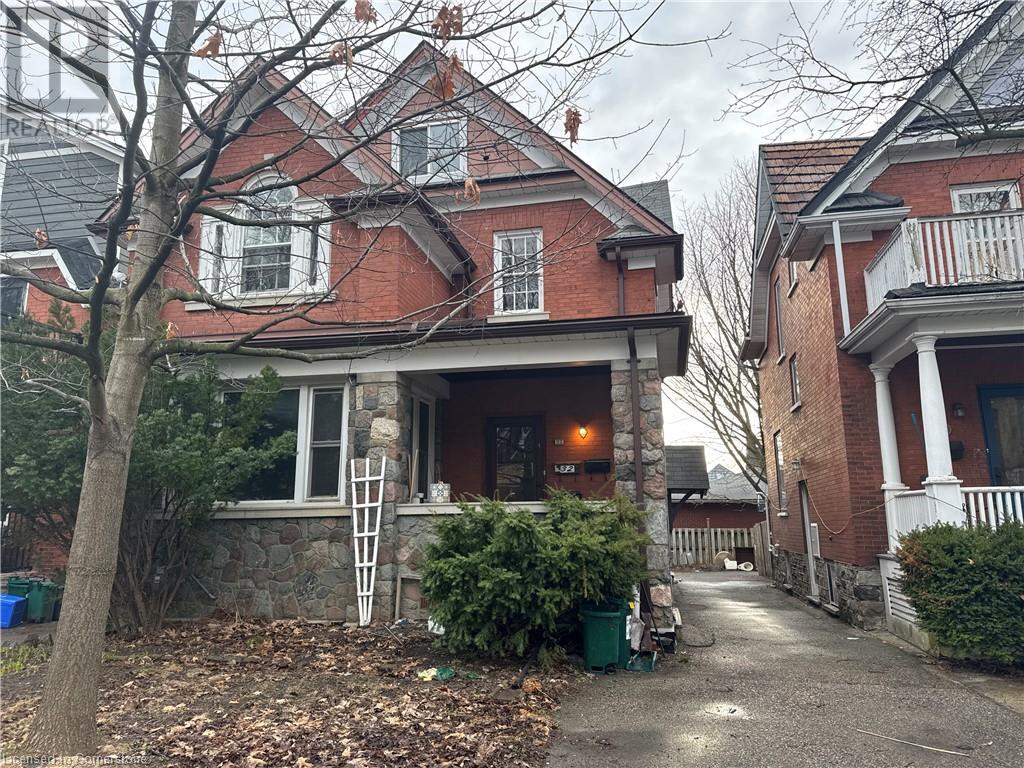 Property at 32 SIMEON Street image 1