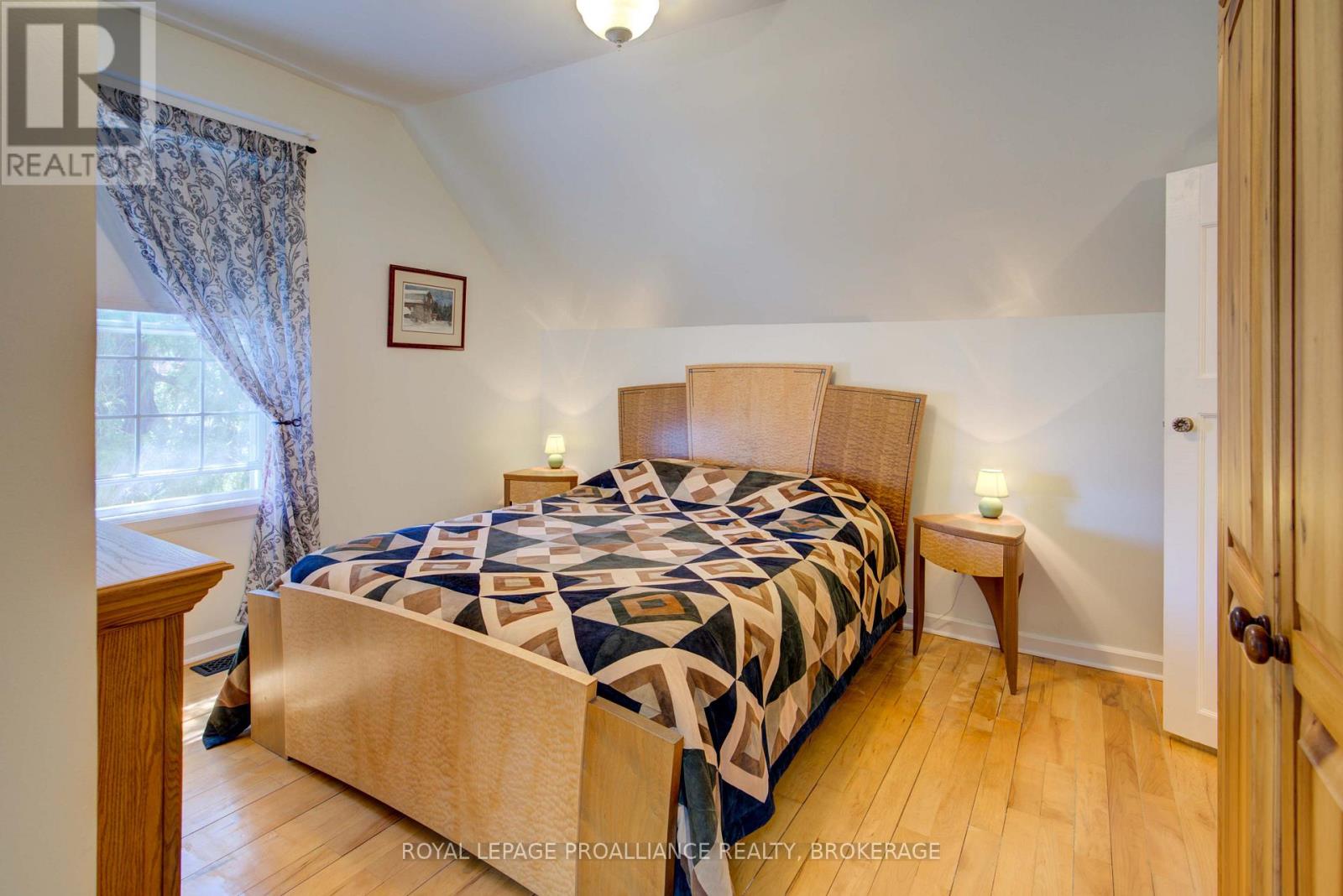 26 Bedford Street, Westport, Ontario  K0G 1X0 - Photo 31 - X12120475