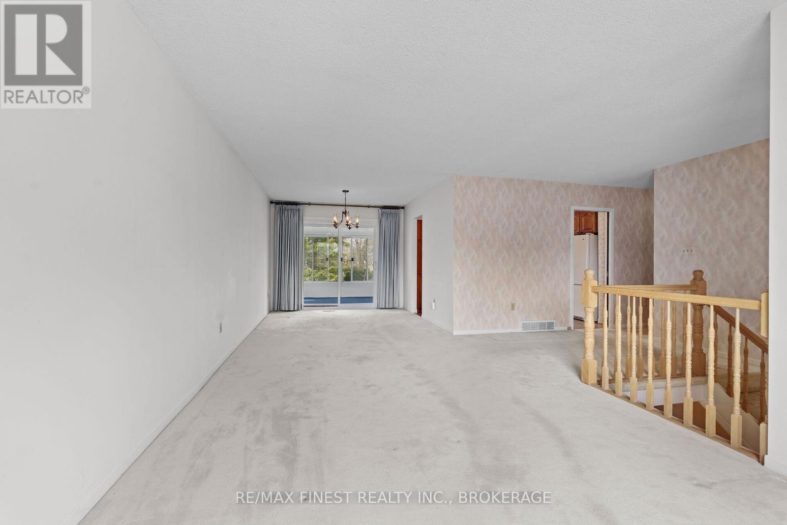 35 Newcourt Place, Kingston, Ontario  K7M 6Y1 - Photo 8 - X12120492