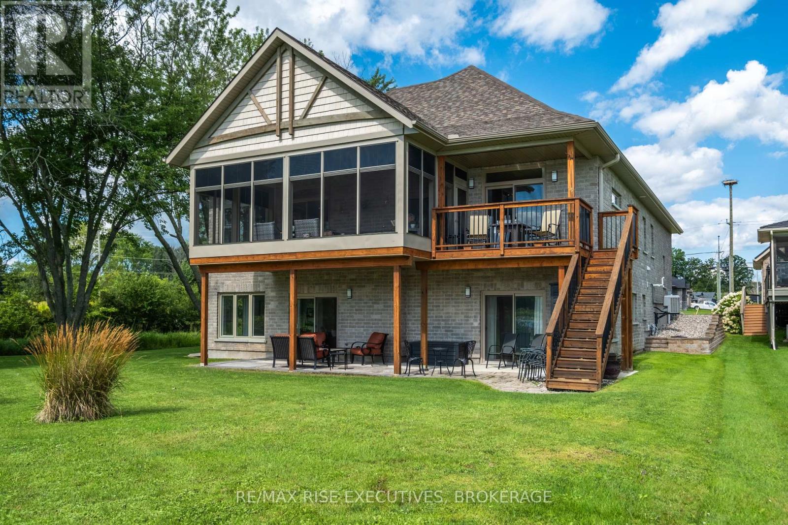 474 Dundas Street, Greater Napanee, Ontario  K7R 2C1 - Photo 7 - X12120518