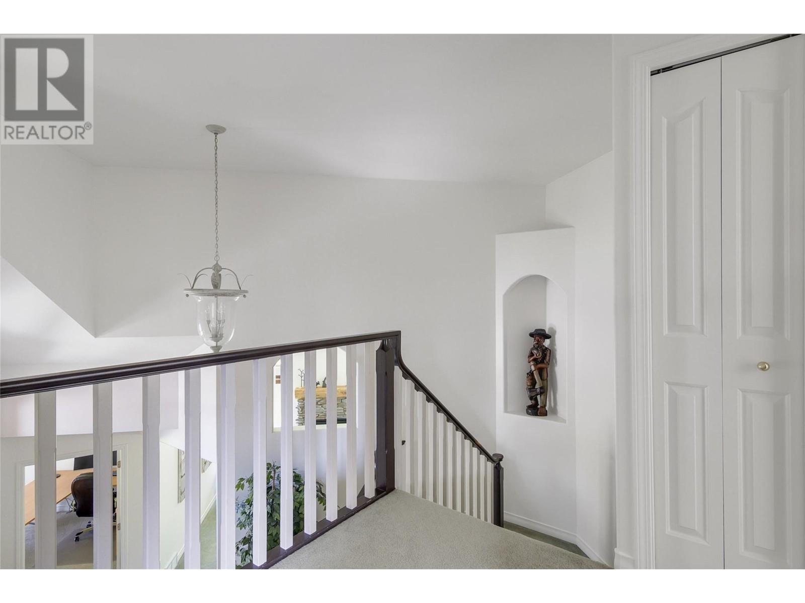 4163 Mahonia Drive S, Kelowna, British Columbia  V1W 4T1 - Photo 32 - 10345268