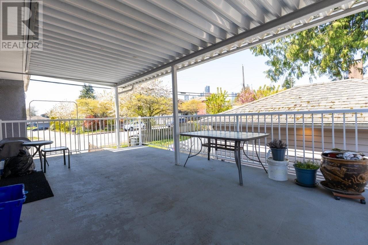7250-52 Nelson Avenue, Burnaby, British Columbia  V5J 4C3 - Photo 19 - R2993425