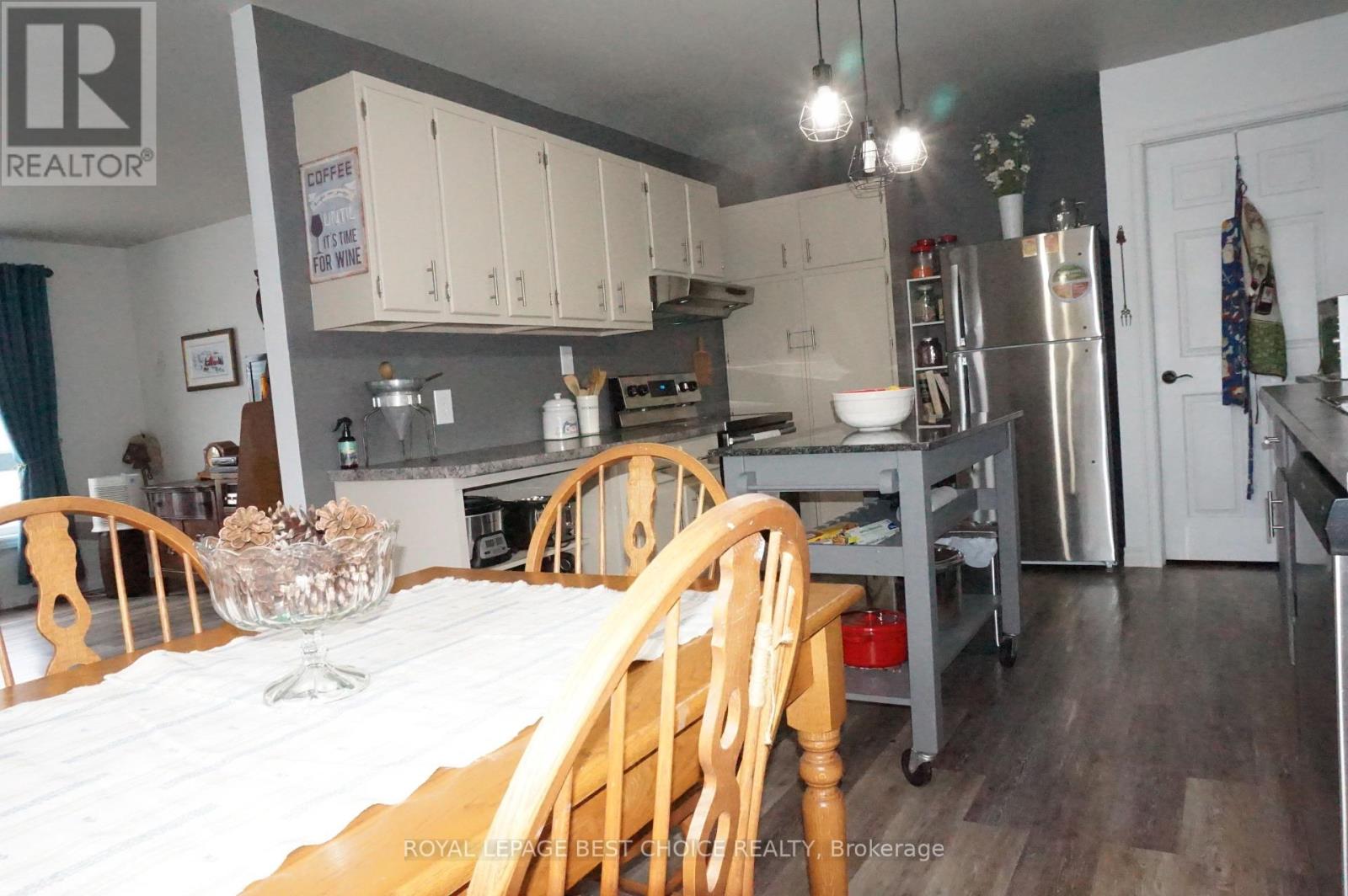 14 Third Street, Cobalt, Ontario  P0J 1C0 - Photo 6 - T12120482