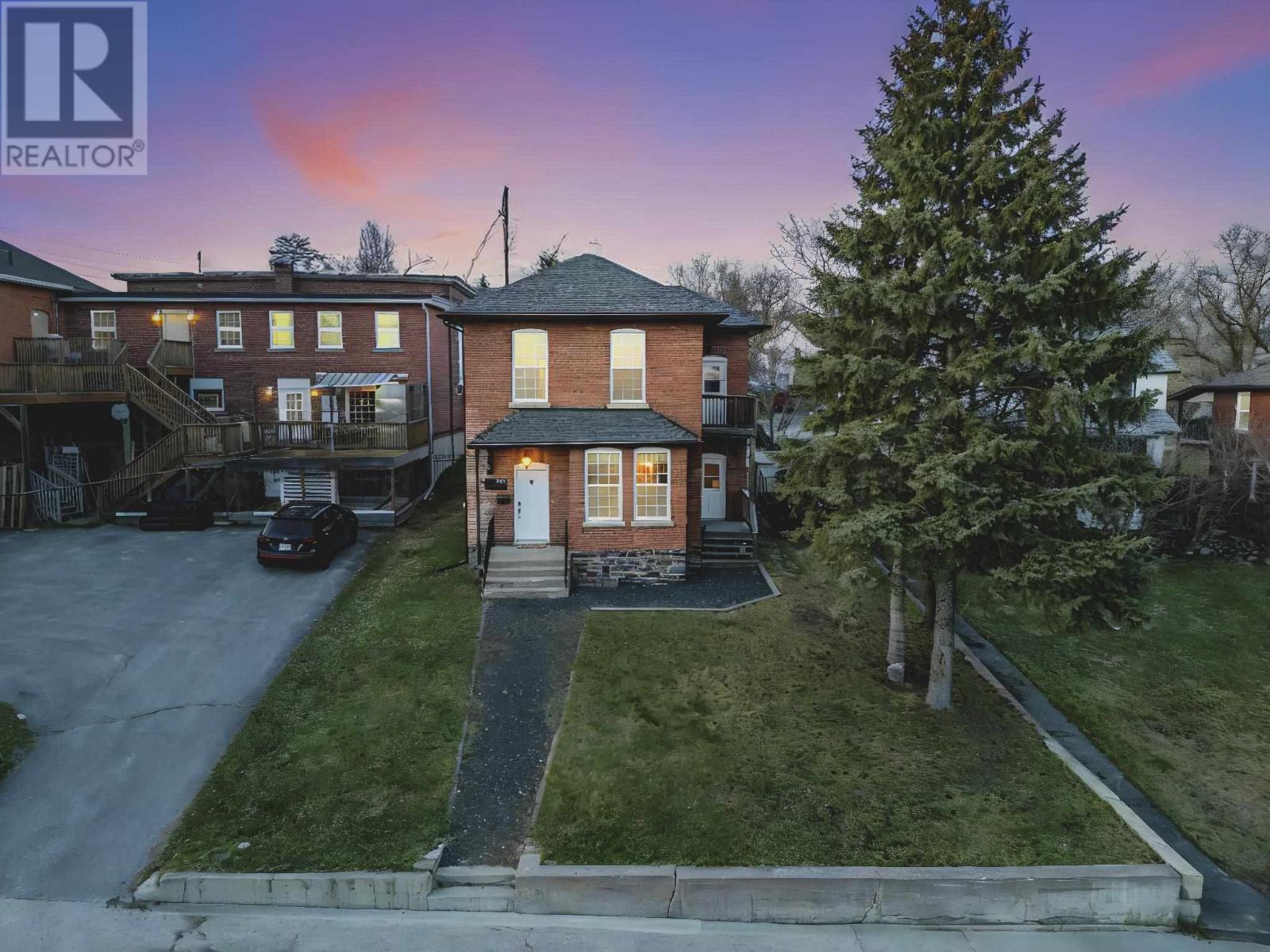 322 First ST N, Kenora, Ontario