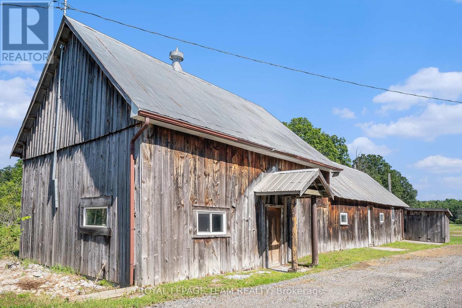 20468 7, Tay Valley, Ontario  K0H 2B0 - Photo 24 - X12120447