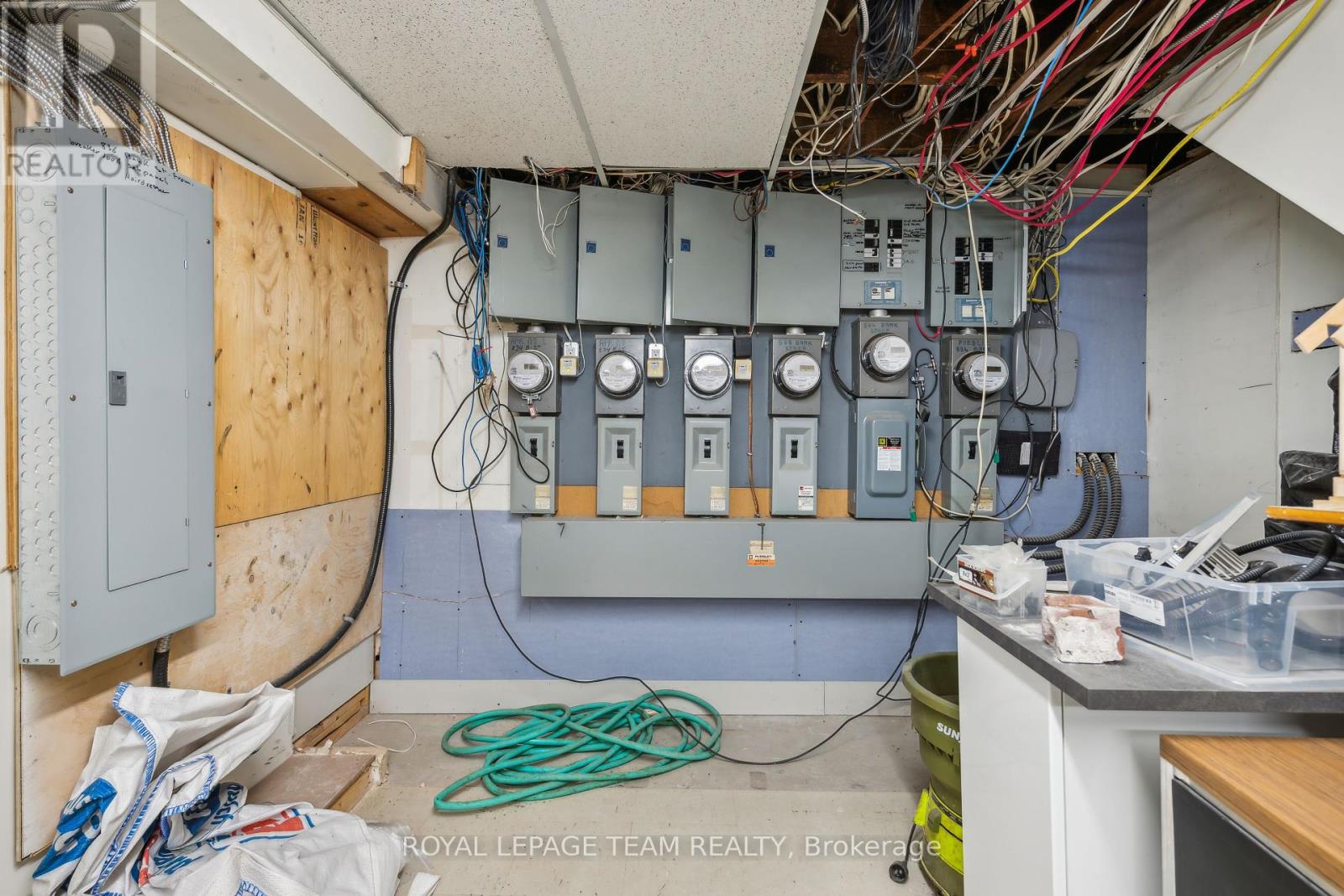 838 Bank Street, Ottawa, Ontario  K1S 3W1 - Photo 5 - X12120453