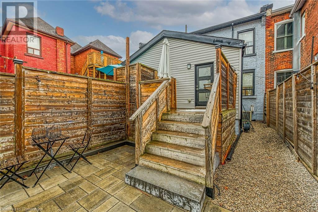 92 Pearl Street N, Hamilton, Ontario  L8R 2Z3 - Photo 39 - 40724223