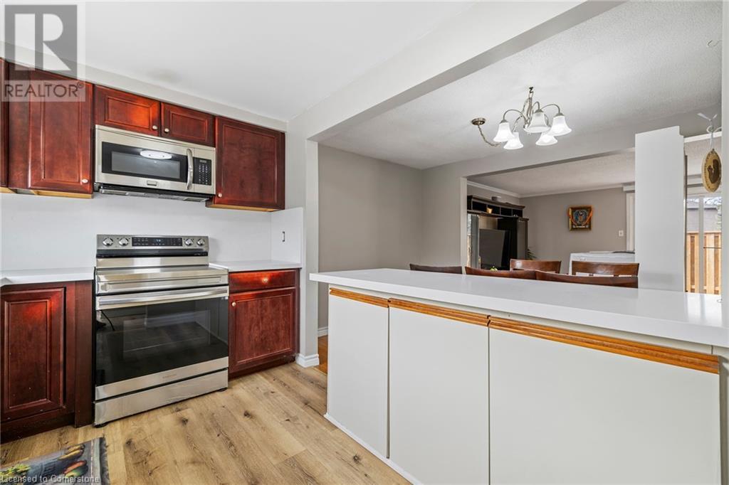 151 Gateshead Crescent Unit# 118, Stoney Creek, Ontario  L8G 3W1 - Photo 6 - 40724146