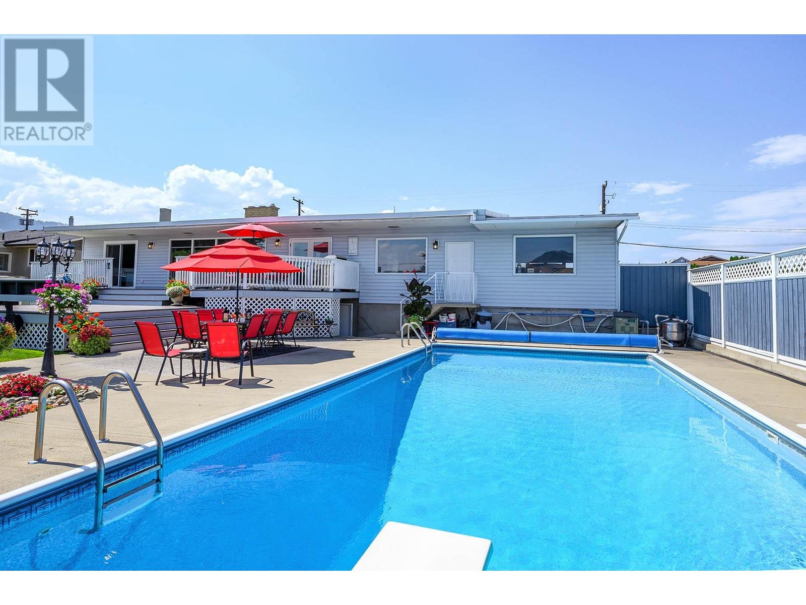 765 Popp Street, Kamloops, British Columbia  V2B 5A6 - Photo 65 - 10339439