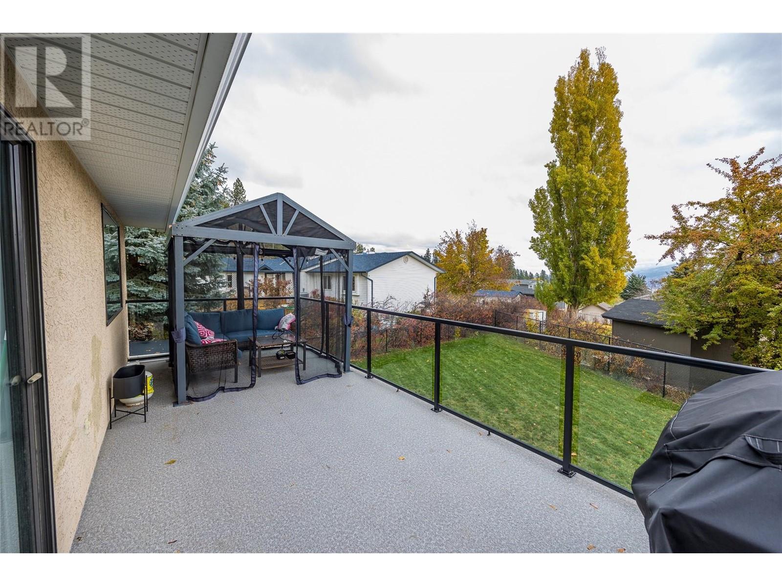 Property at 6029 Turner Avenue image 2
